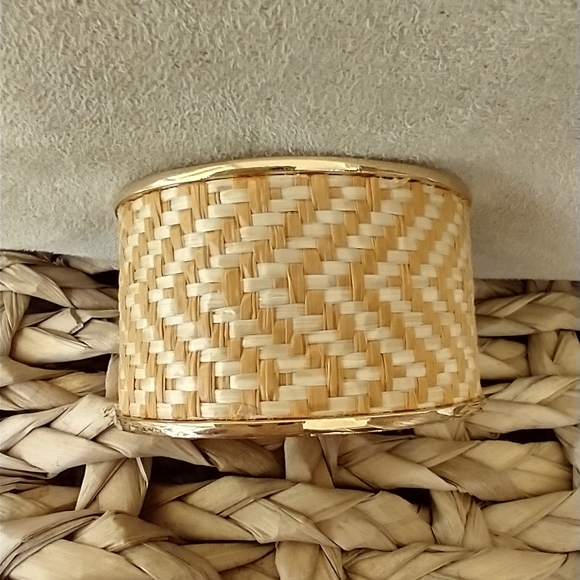 Split Bangle Cuff Bracelet  Weaved Design - Picture 6 of 9